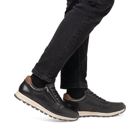 Sneaker Low B0504