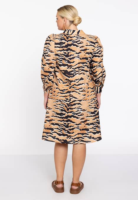 Kleid mit Tierdruck