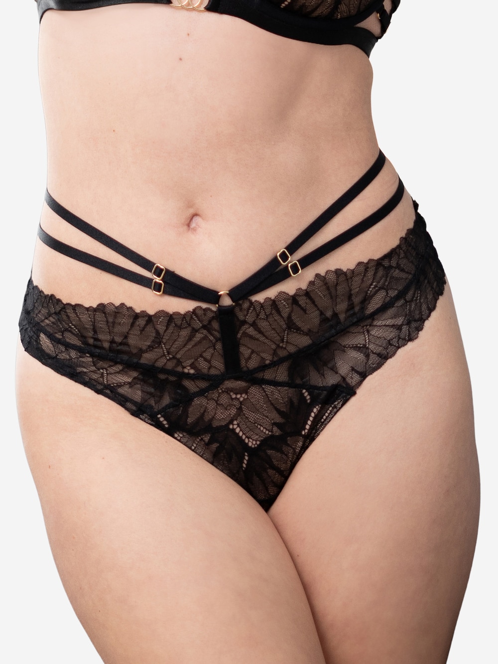 String FemFatale