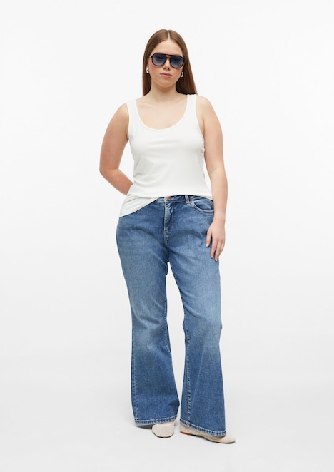 Jeans Flare / Mid Rise / Flared Leg