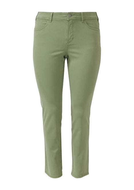 Jeans / Mid Rise / Slim Fit