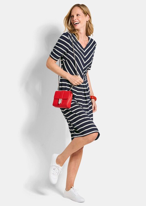Viskosekleid im Streifen-Look