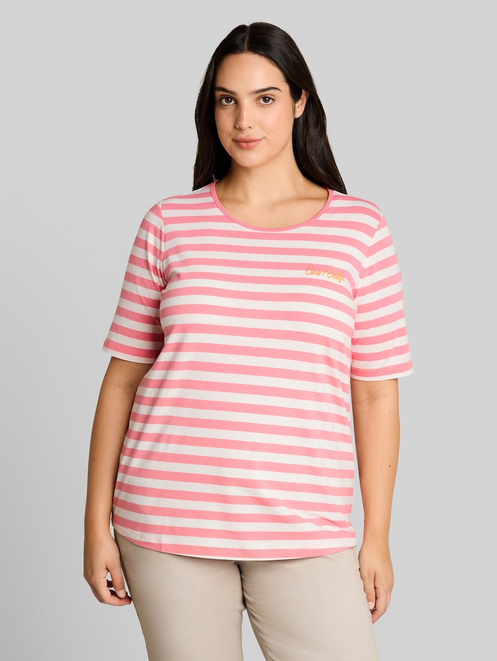 T-Shirt mit Stickerei