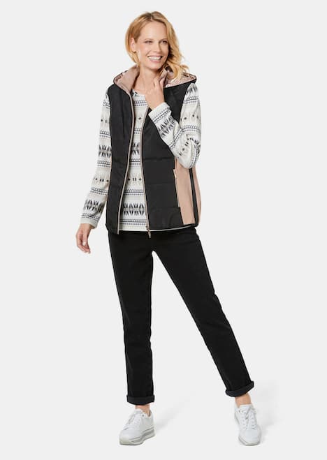 Sportive Weste mit vielen Details