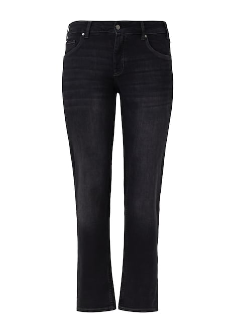 Jeans / Straight Fit / Mid Rise / Straight Leg