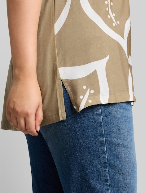 T-Shirt im Material-Mix