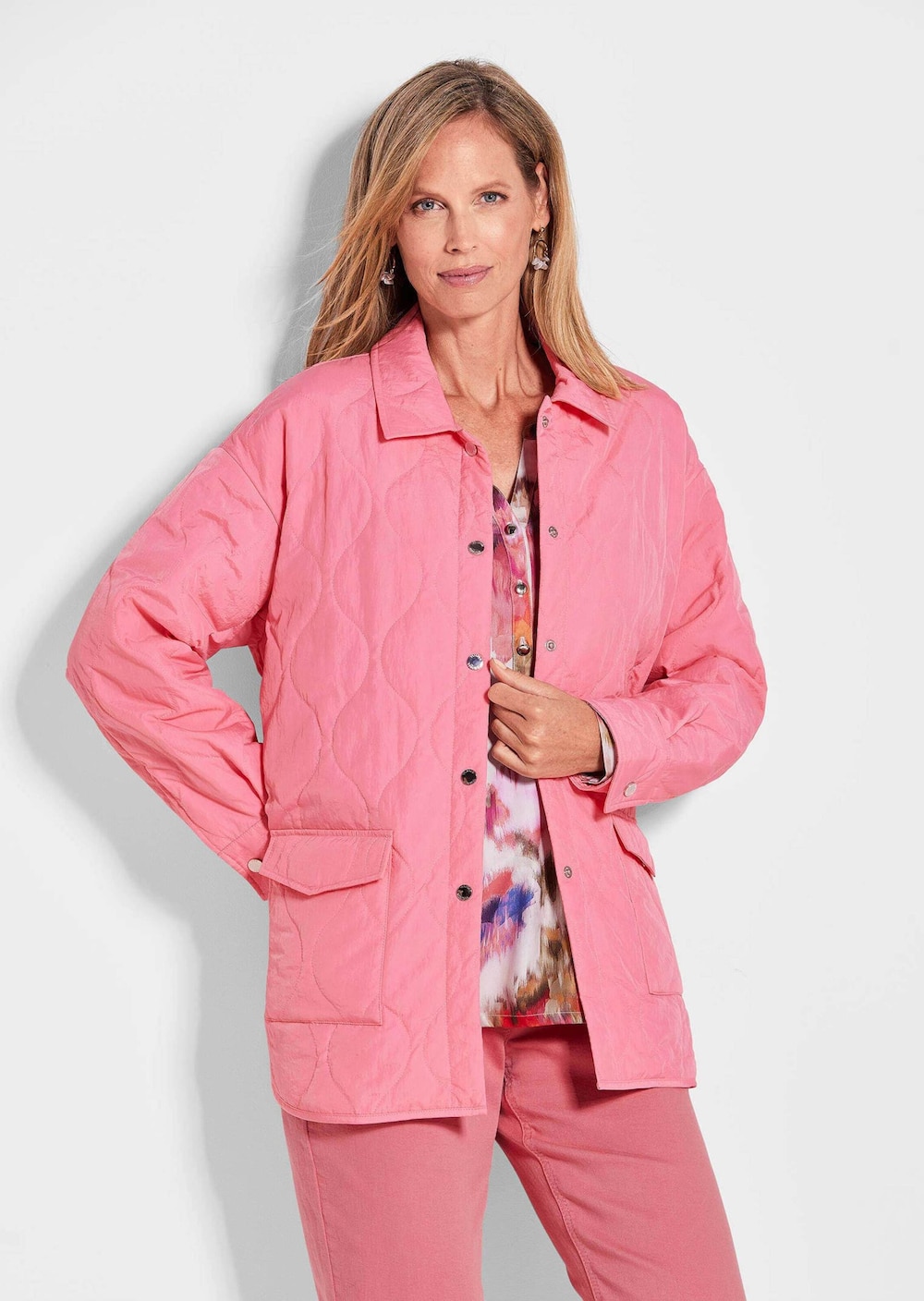 Steppjacke mit Hemdkragen