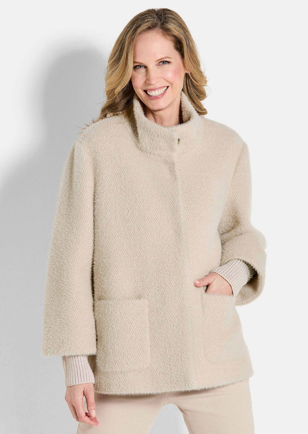 Modische Jacke mit Strickbündchen