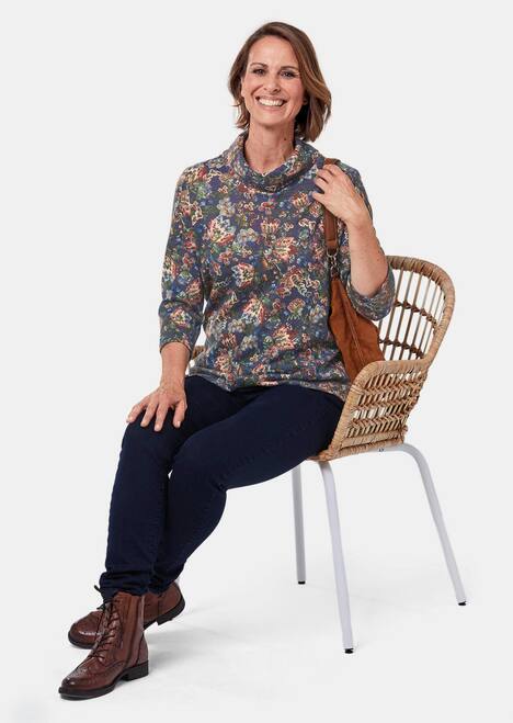 Modernes Druckshirt mit Rollkragen