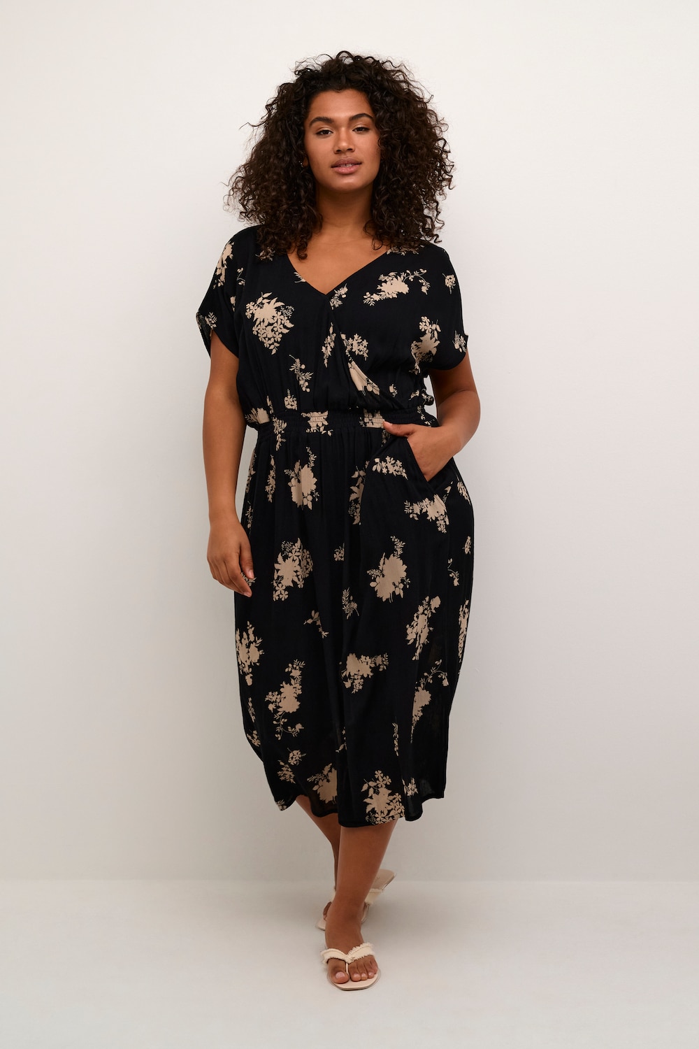 Kleid Regular fit