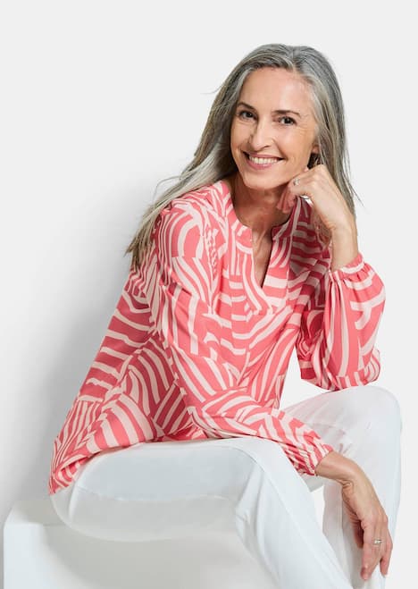 Grafische Viskosebluse mit Schlitz