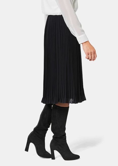 Schwingender Plisseerock