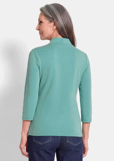 Elegantes Basic-Shirt mit V-Ausschnitt