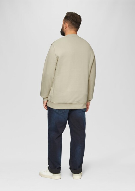 Sweatshirt mit Stickerei