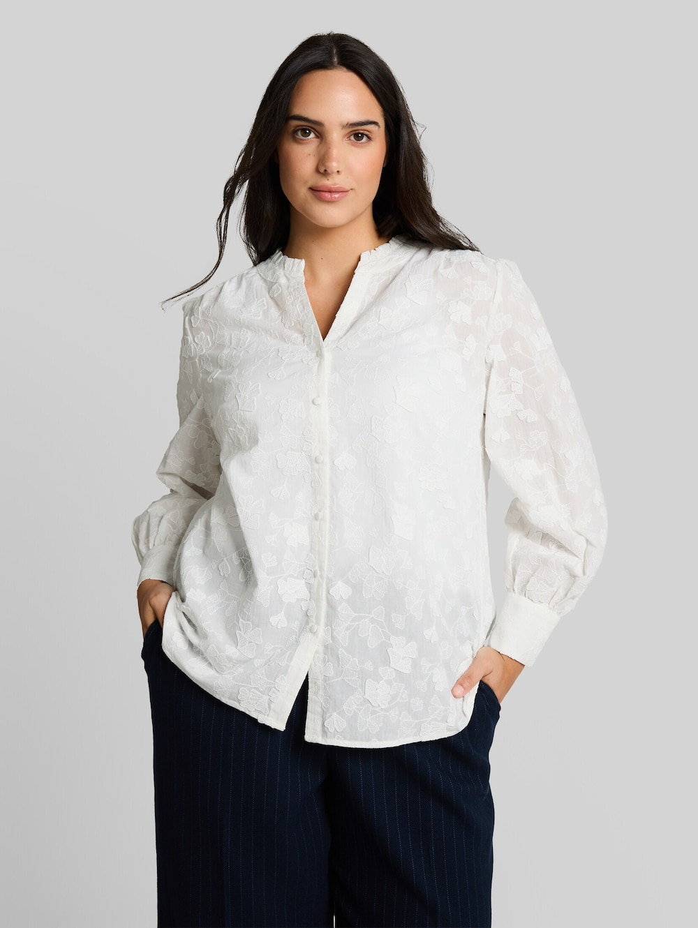 Loose Fit Bluse mit Stickerei