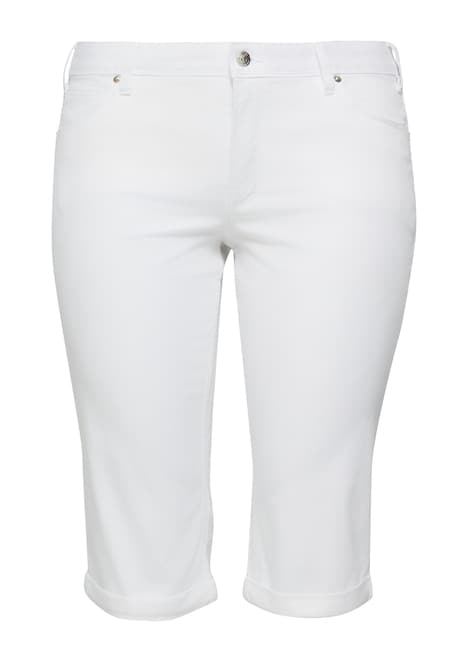 Jeans / Mid Rise / Slim Fit / Capri