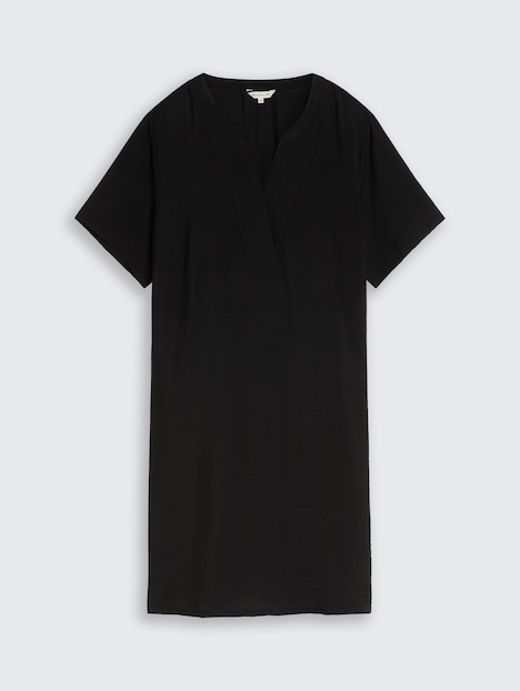 Kleid mit V-Ausschnitt