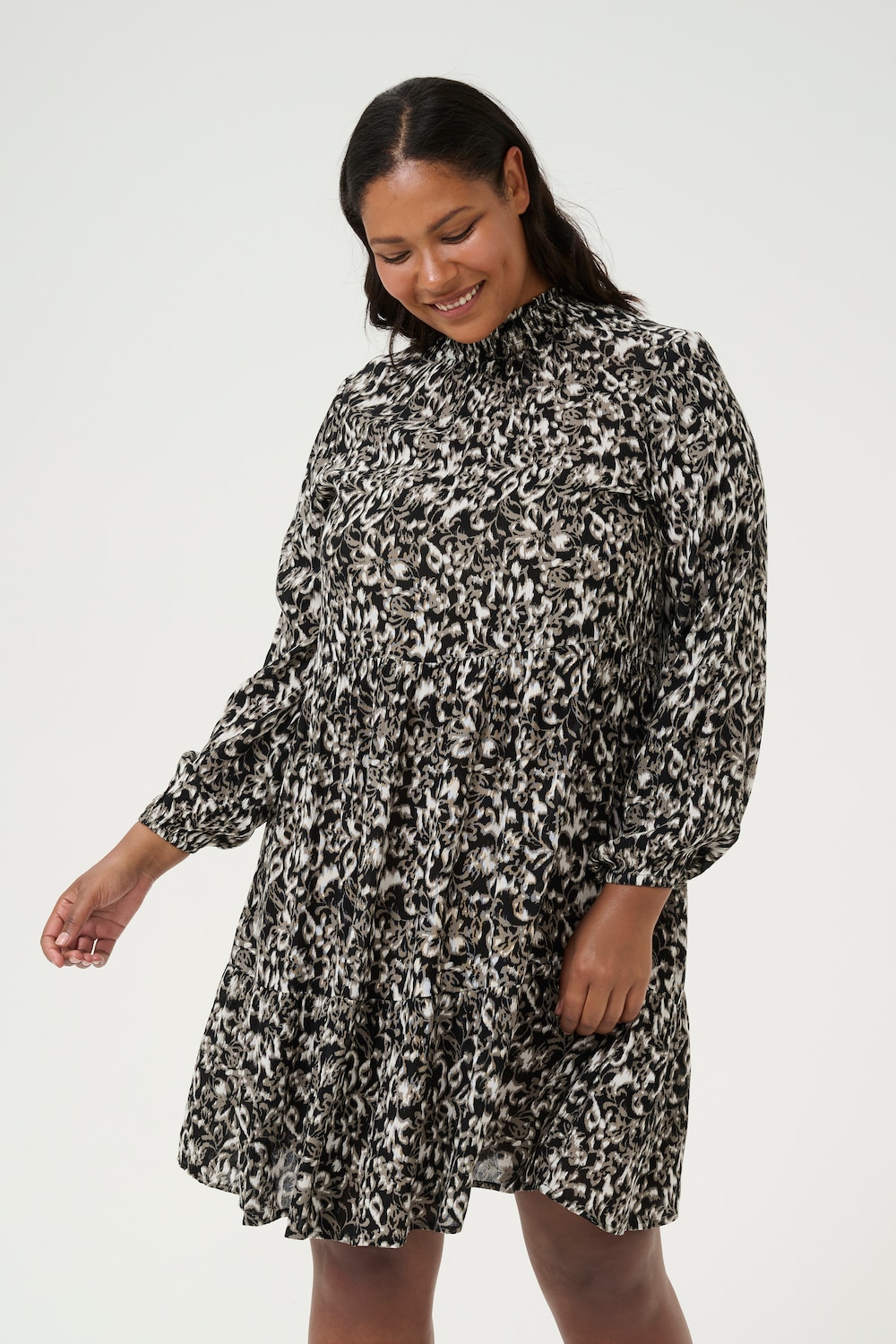 Kleid Regular fit
