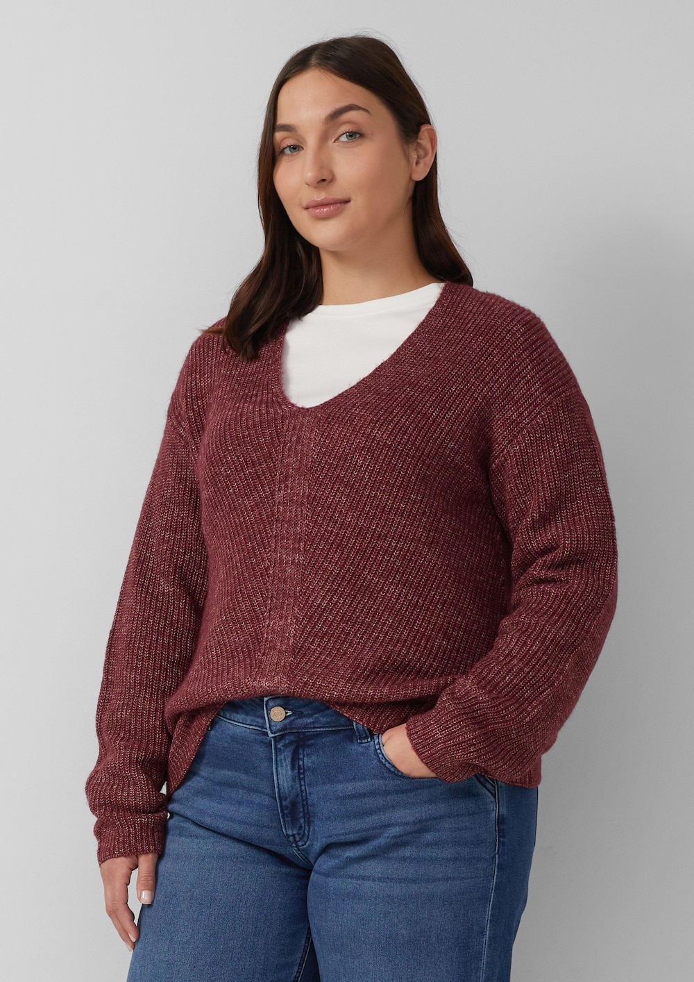 Weicher Strickpullover im Relaxed Fit mit V-Ausschnitt