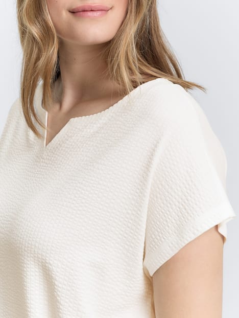 T-Shirt im Material-Mix