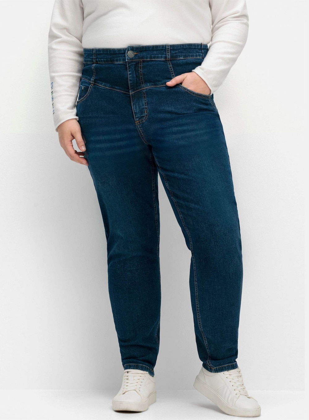 Stretch-Jeans High-waist-Jeans in schmaler Form Elastische Einsätze Uni