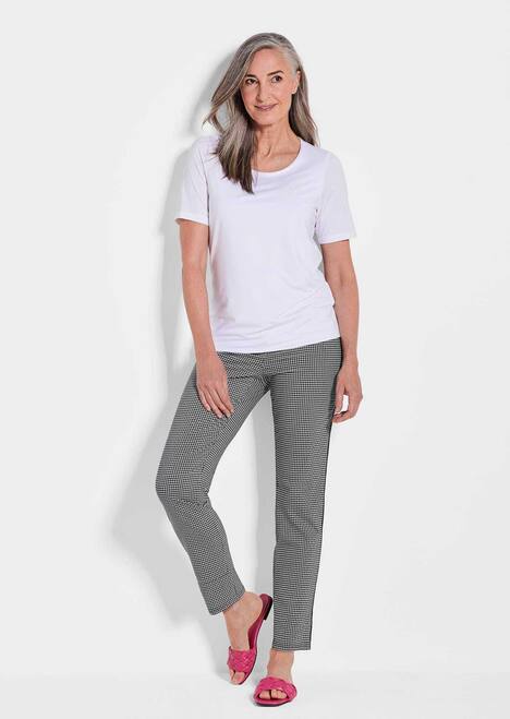 Lange Slim Fit Hose LOUISA in schwarz