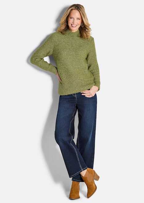 Weicher Bouclé-Pullover, Stehkragen