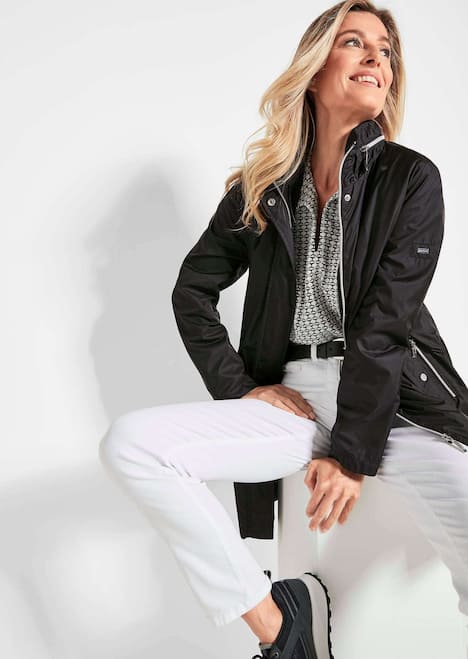 Leicht wattierter Kurzmantel