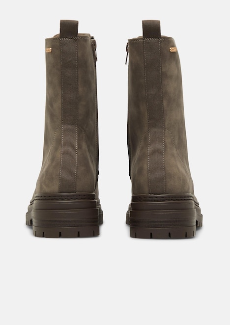 Stiefel in Leder-Optik mit Profilsohle