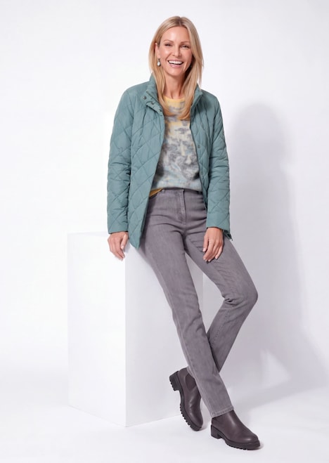 Moderne Winterjacke mit Stehkragen