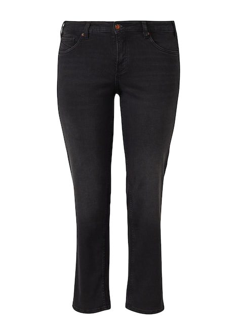 Jeans / Slim Fit / Mid Rise / Straight Leg