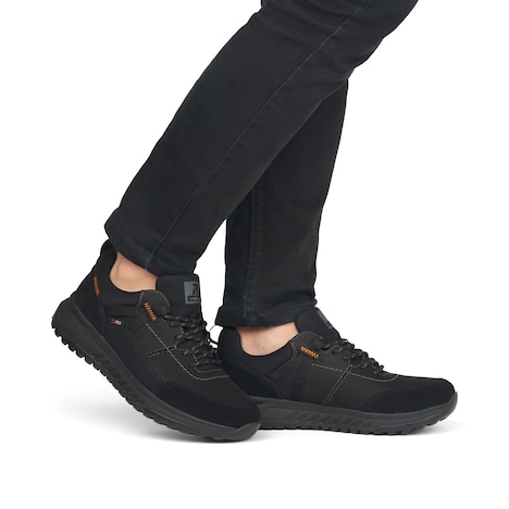 Sneaker Low U0100
