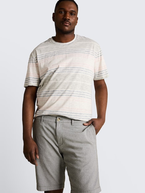 Chino Shorts mit Stretch
