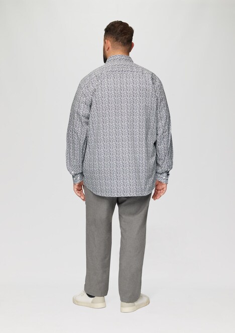 Slim Fit: Gemustertes Hemd mit Kentkragen