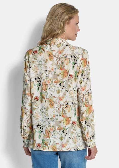 Viskosebluse mit floralem Muster