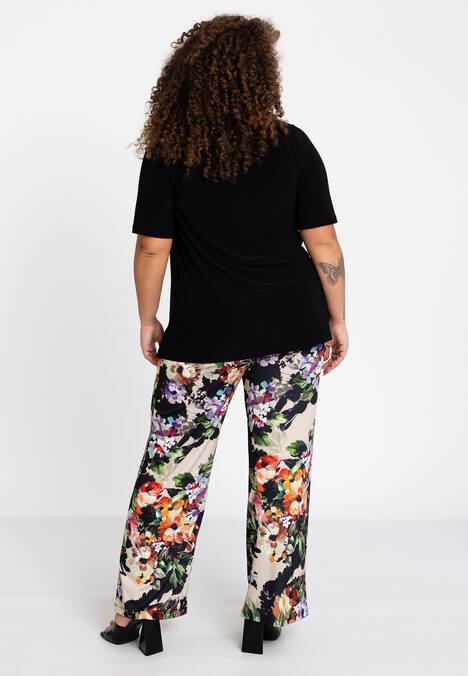 Hose mit Blumenmuster