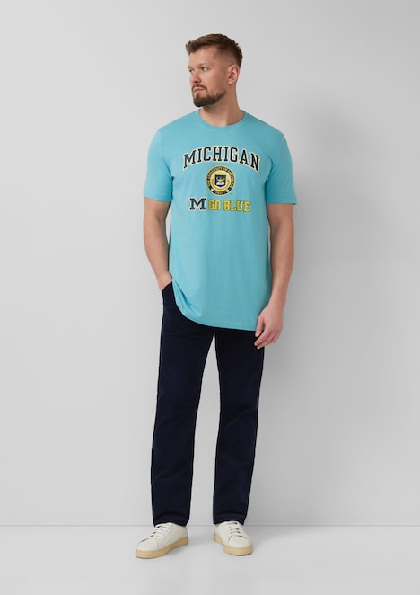 T-Shirt mit College-Artwork
