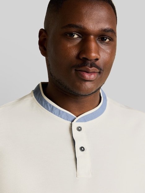 Poloshirt mit Stehkragen