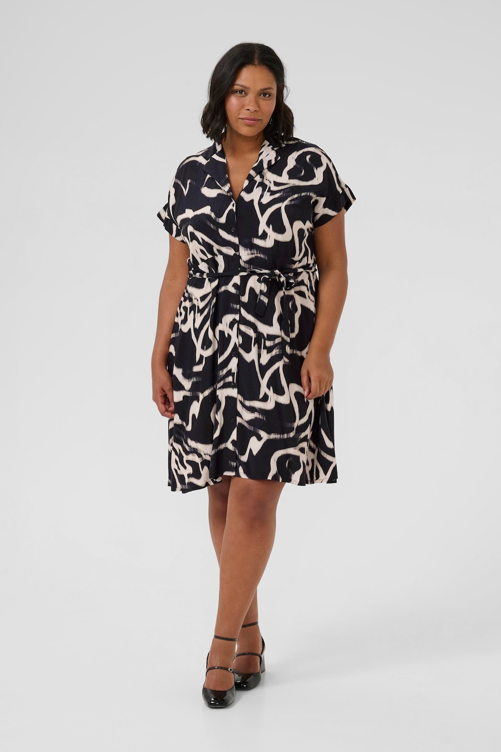 Kleid Regular fit