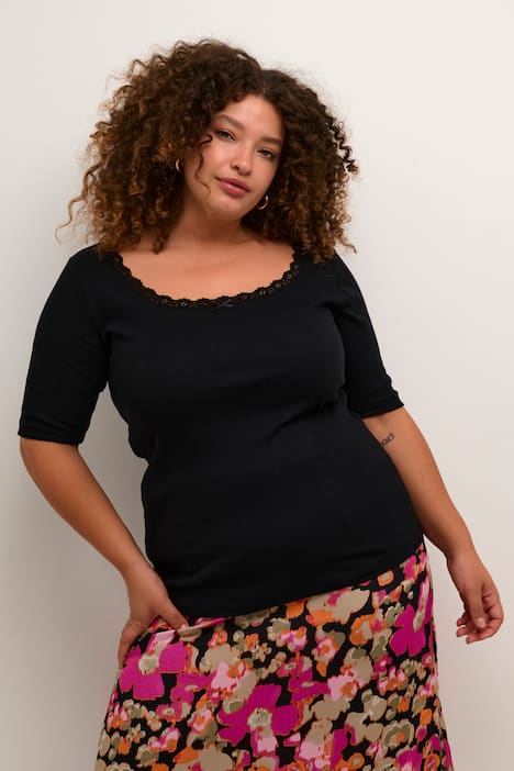 T-shirt Tight fit