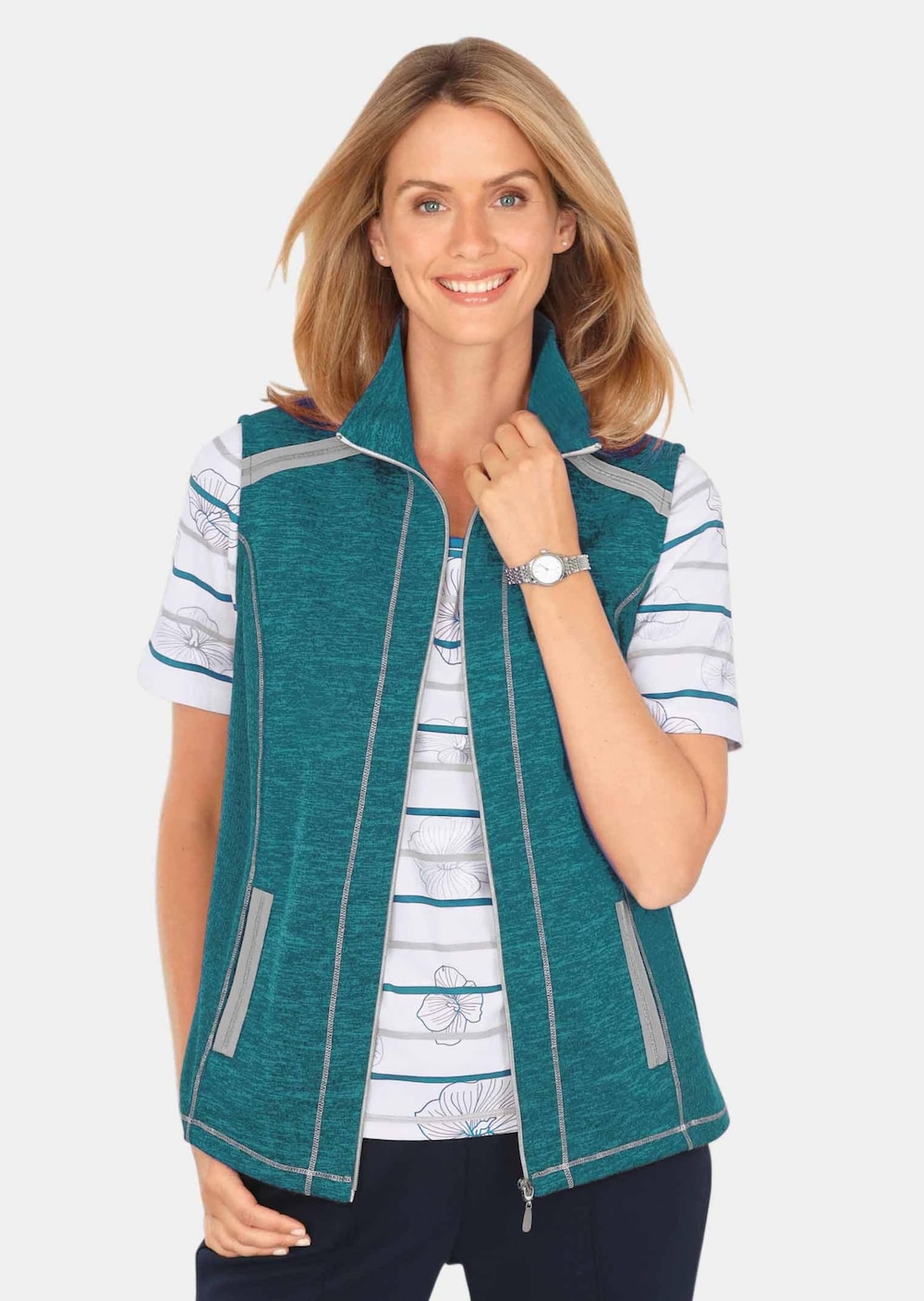 Freizeitweste aus wärmenden Strickfleece mit Stehkragen
