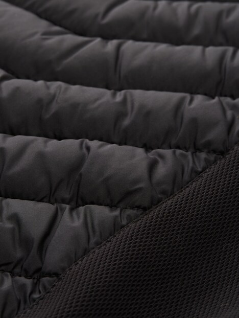 Hybrid Lightweight Steppjacke mit Stehkragen