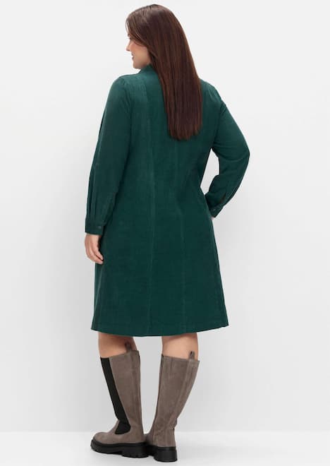 Cord-Kleid