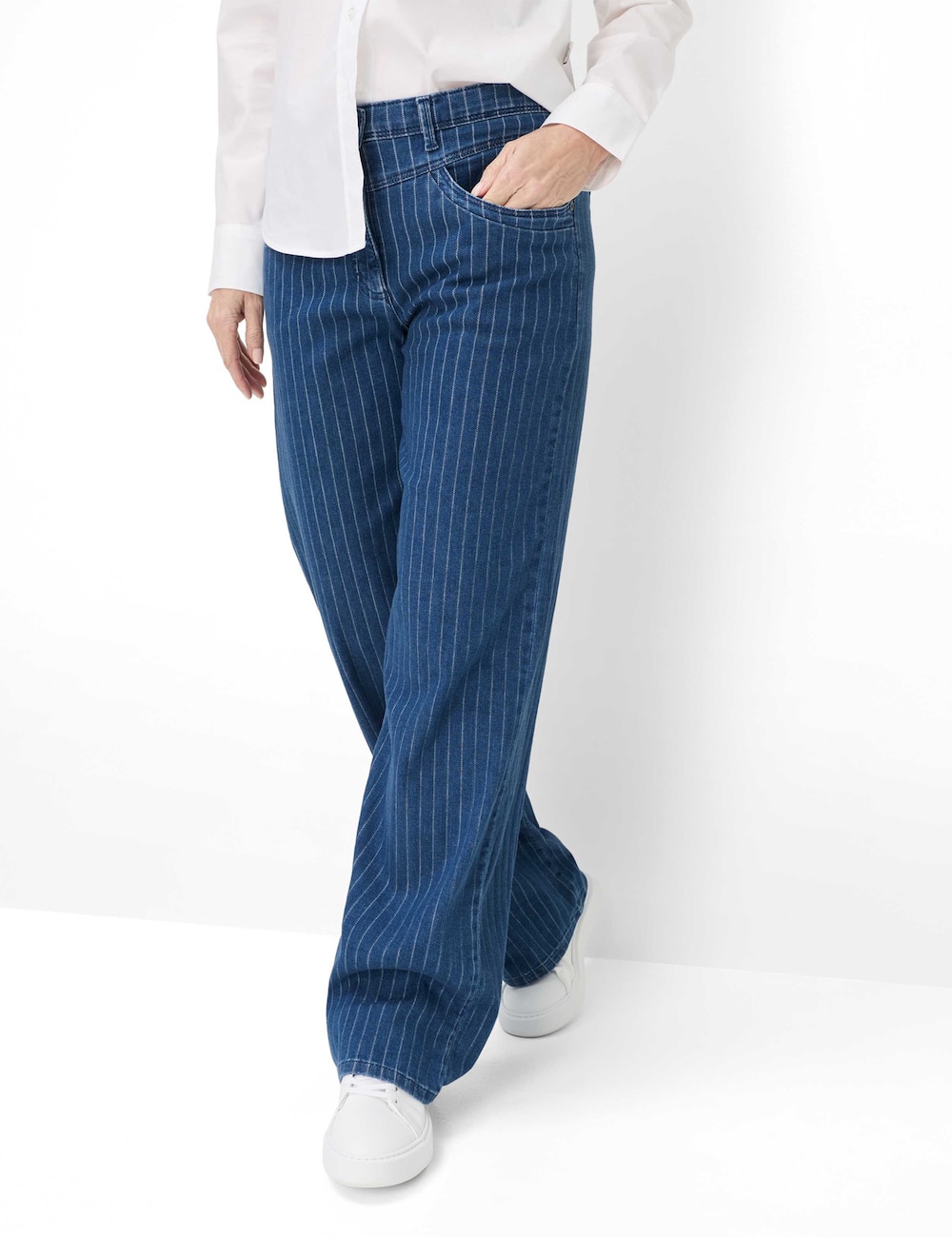 Style LAURA FLARED Jeans