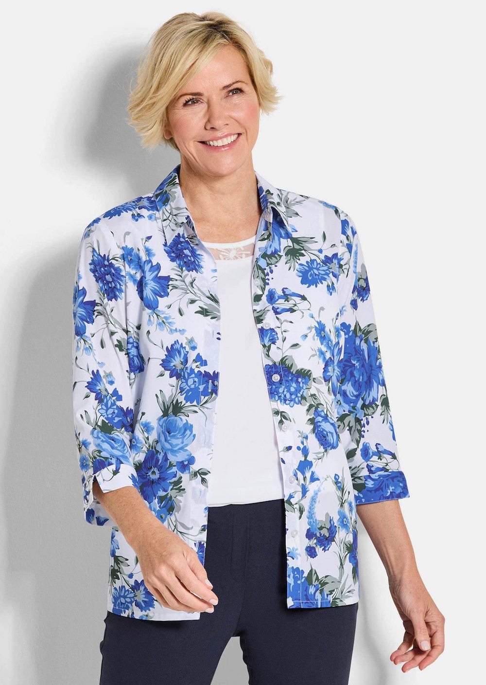 Hemdbluse mit Spitzenshirt