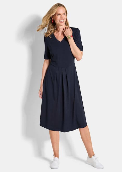 Viskosekleid mit Kellerfalten