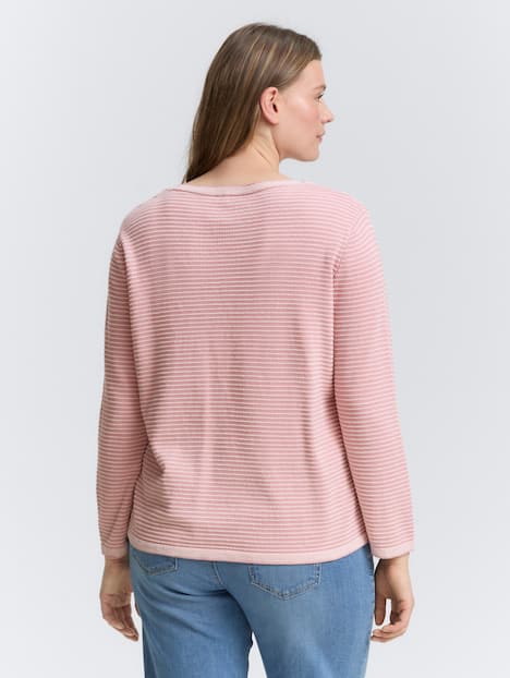 Strickpullover mit U-Boot-Ausschnitt
