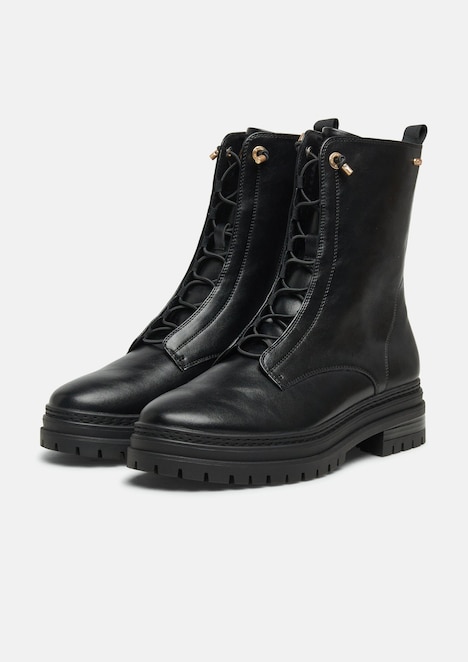Stiefel in Leder-Optik mit Profilsohle