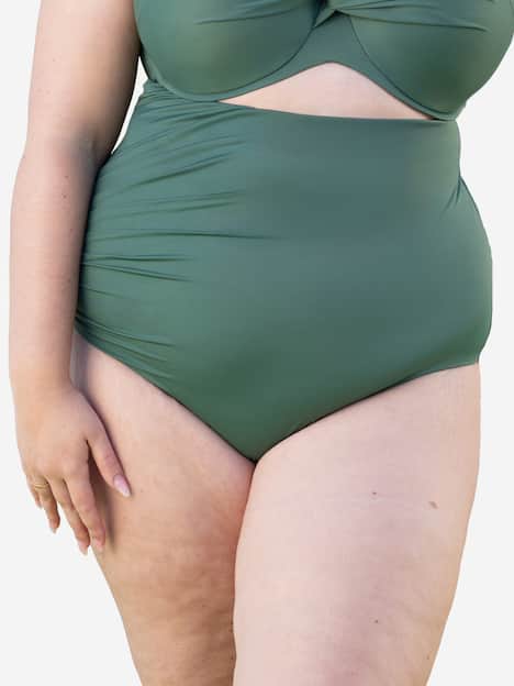 Bikini-Extra-High-Panty MAMBO