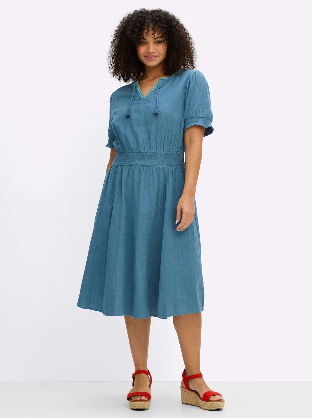 Kleid Kurzarm Ohne Kragen